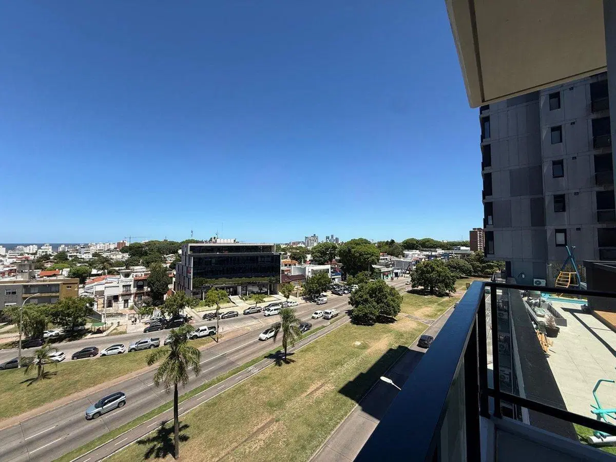 VENTA APARTAMENTO DOS DORMITORIOS BALCON MALVIN 2