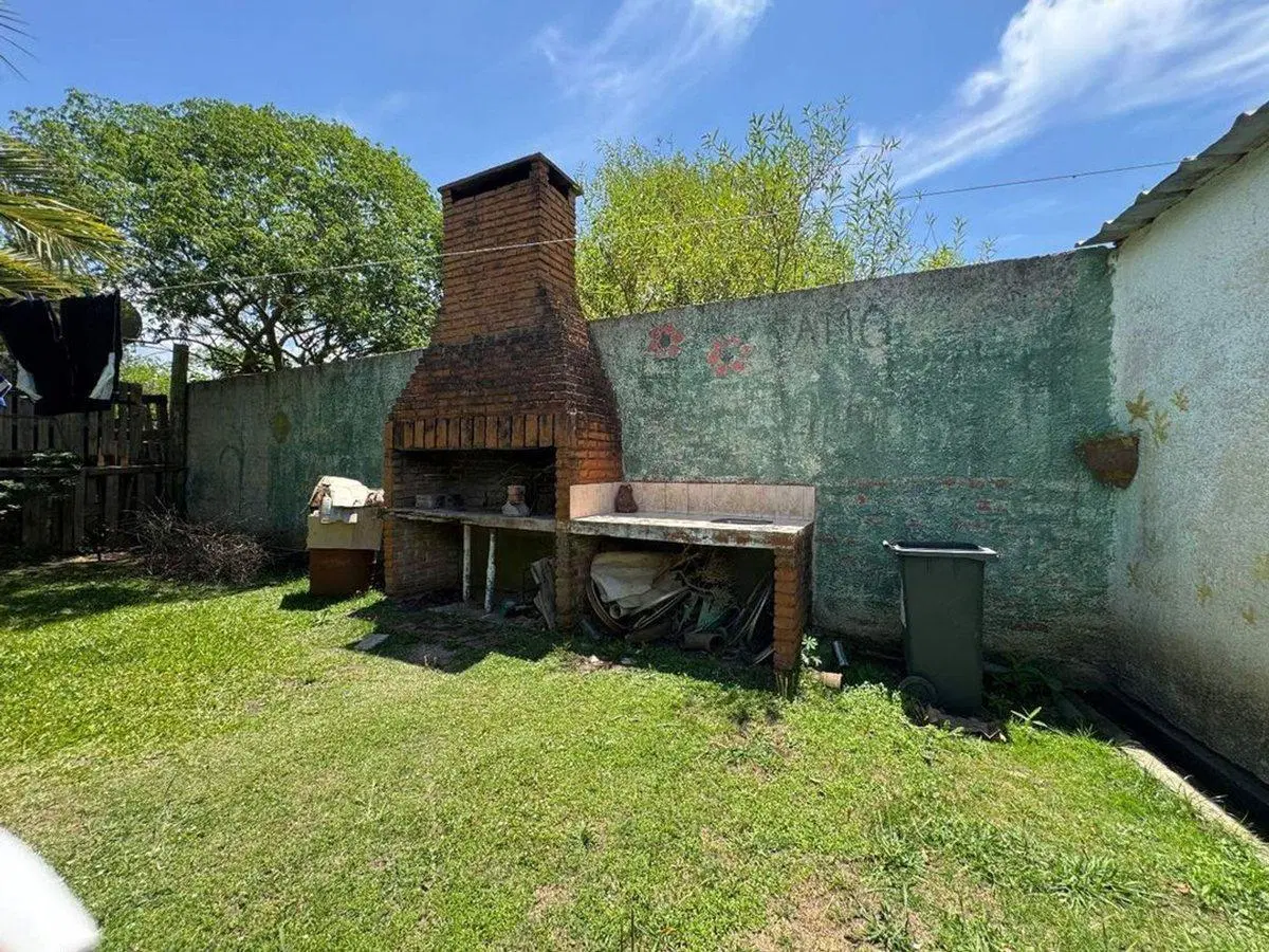Venta gran casa de 4 dormitorios en Barros Blancos 8