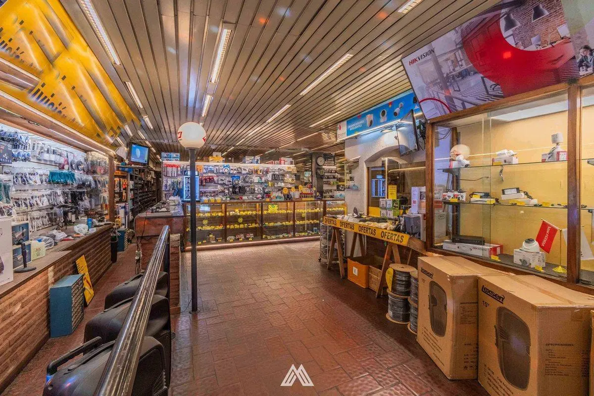 Venta gran local / padrón con 3 unidades en Centro 2