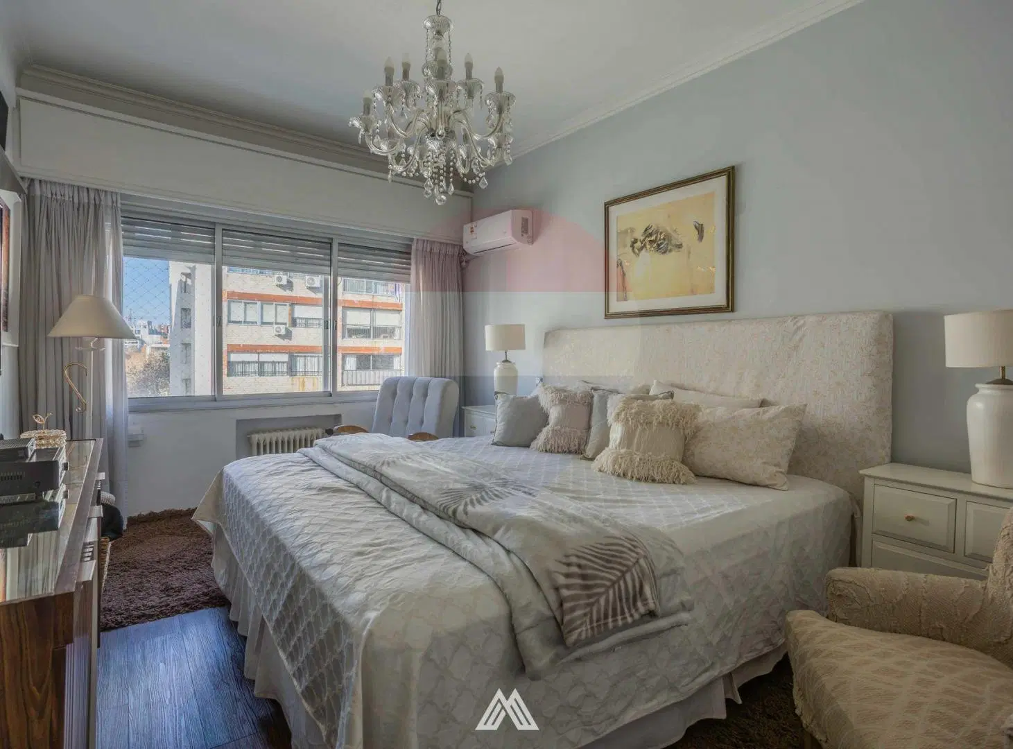 Venta apartamento 2 dormitorios + servicio -Cordón 8