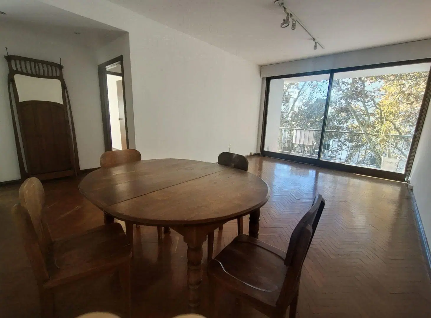 Alquiler apartamento Pocitos 2 dormitorios 2 baños 3