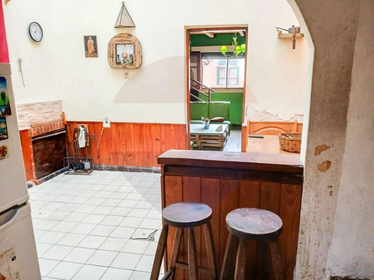 Venta casa esquina de 4 dormitorios en el Prado 3