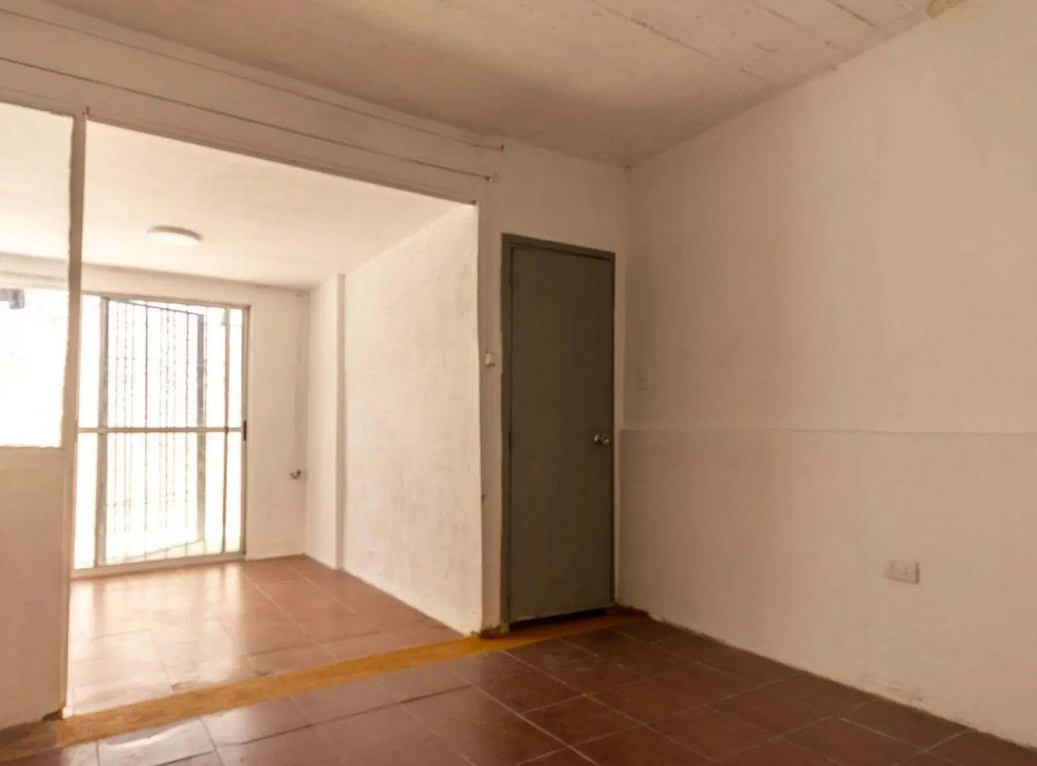 Alquiler Casa en ph de 1 Dorm. PRADO 3