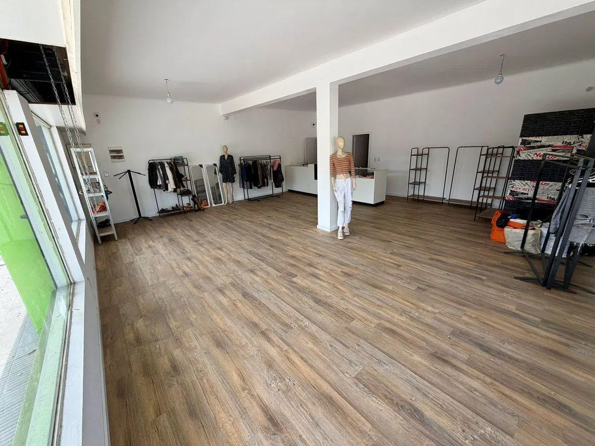 Venta Local Comercial Cerro 230m2 Totales 8