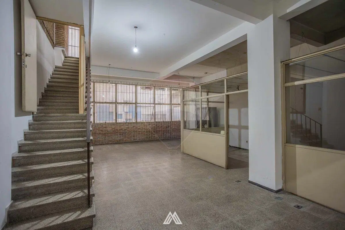 VENTA OFICINA Y LOCAL COMERCIAL CIUDAD VIEJA 5