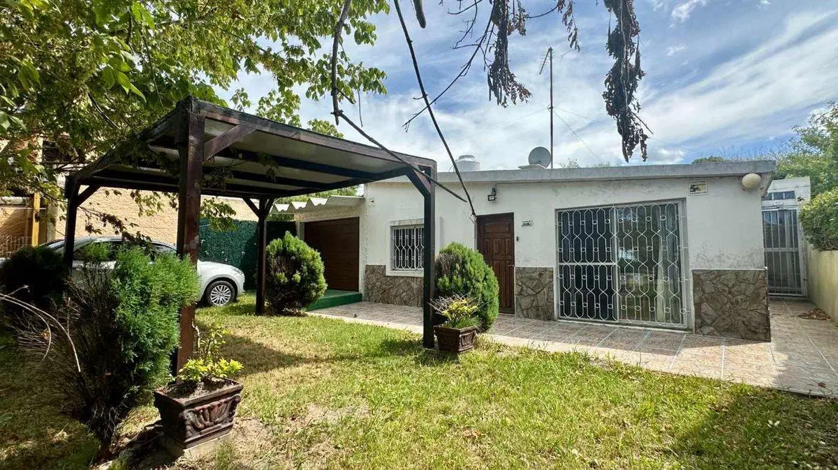 Venta Casa 2 Dormitorios Cuchilla Alta 100m playa 5