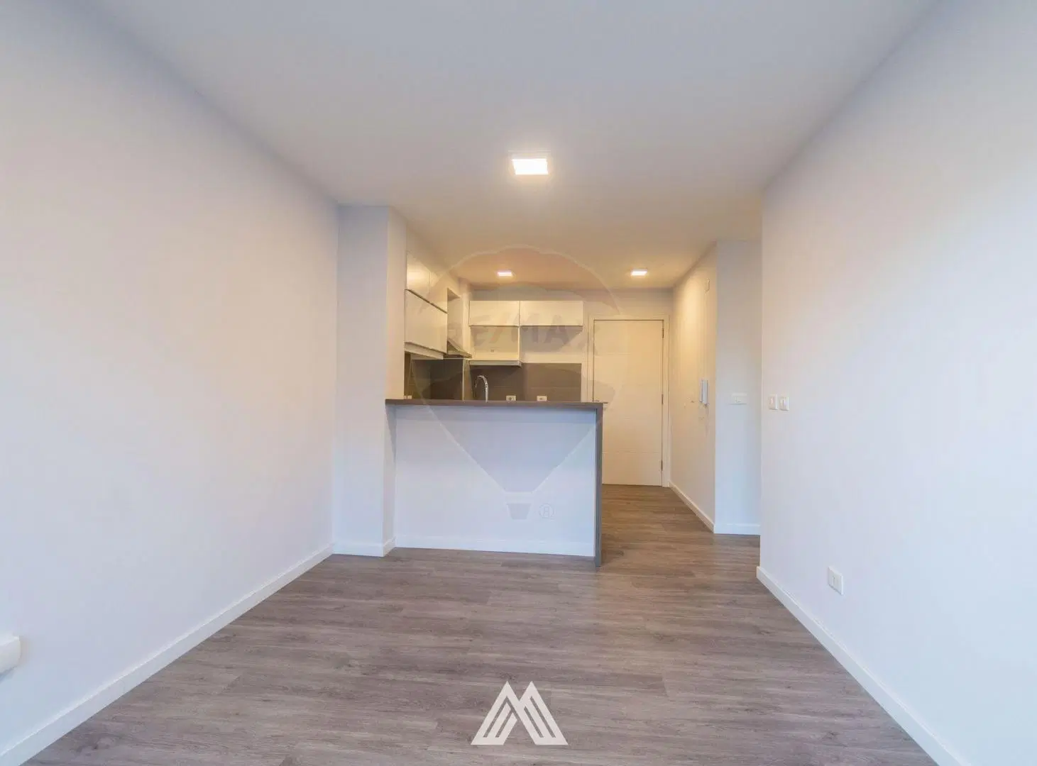ALQUILER Apto 1 dormitorio con garaje, Bella Vista 2