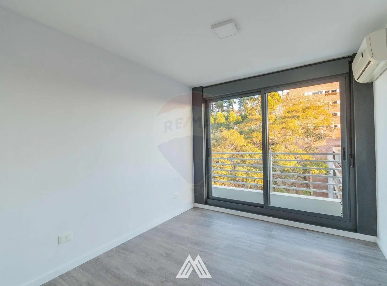 ALQUILER Apto 1 dormitorio con garaje, Bella Vista 4