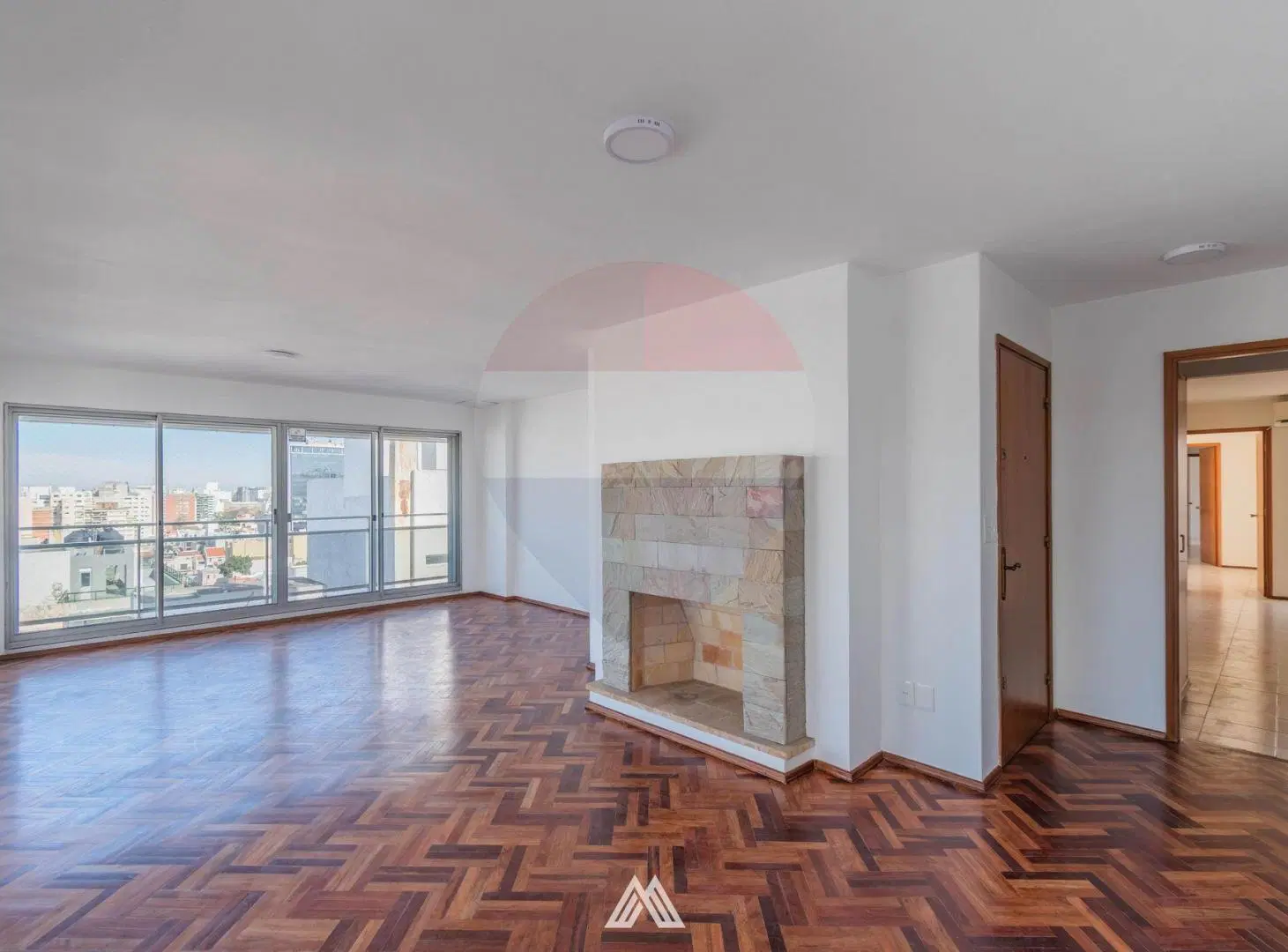 Venta apto. 4 dorms+ser. Pta.Carretas 2 gges parr. 1