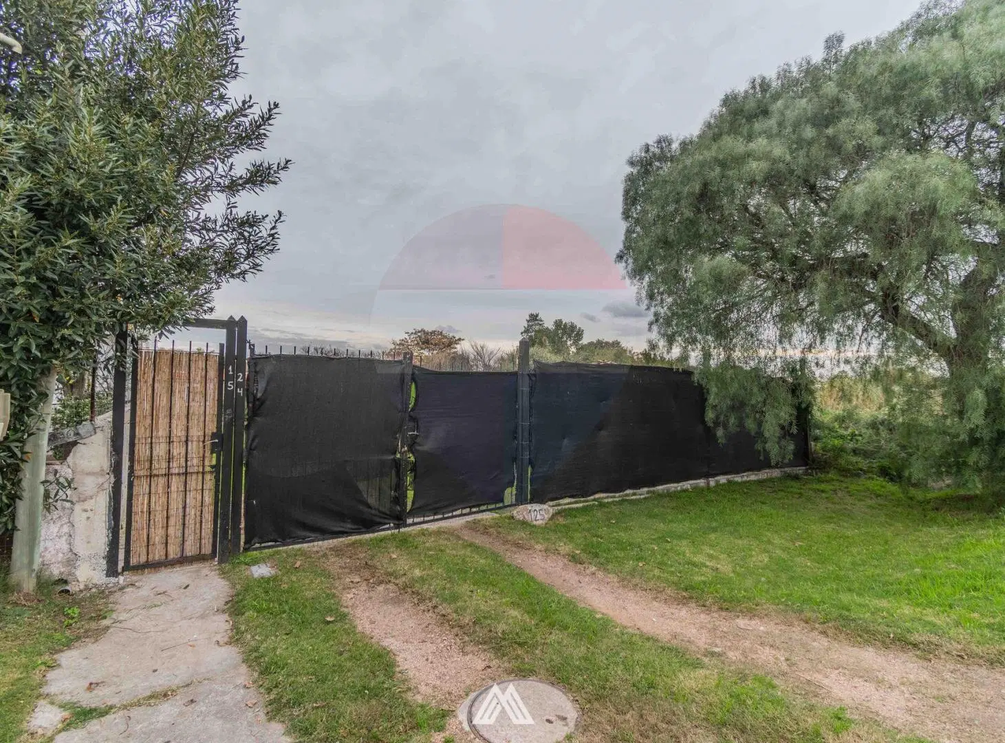 CASA EN VENTA EN SAYAGO 3D 1B GRAN TERRENO 5