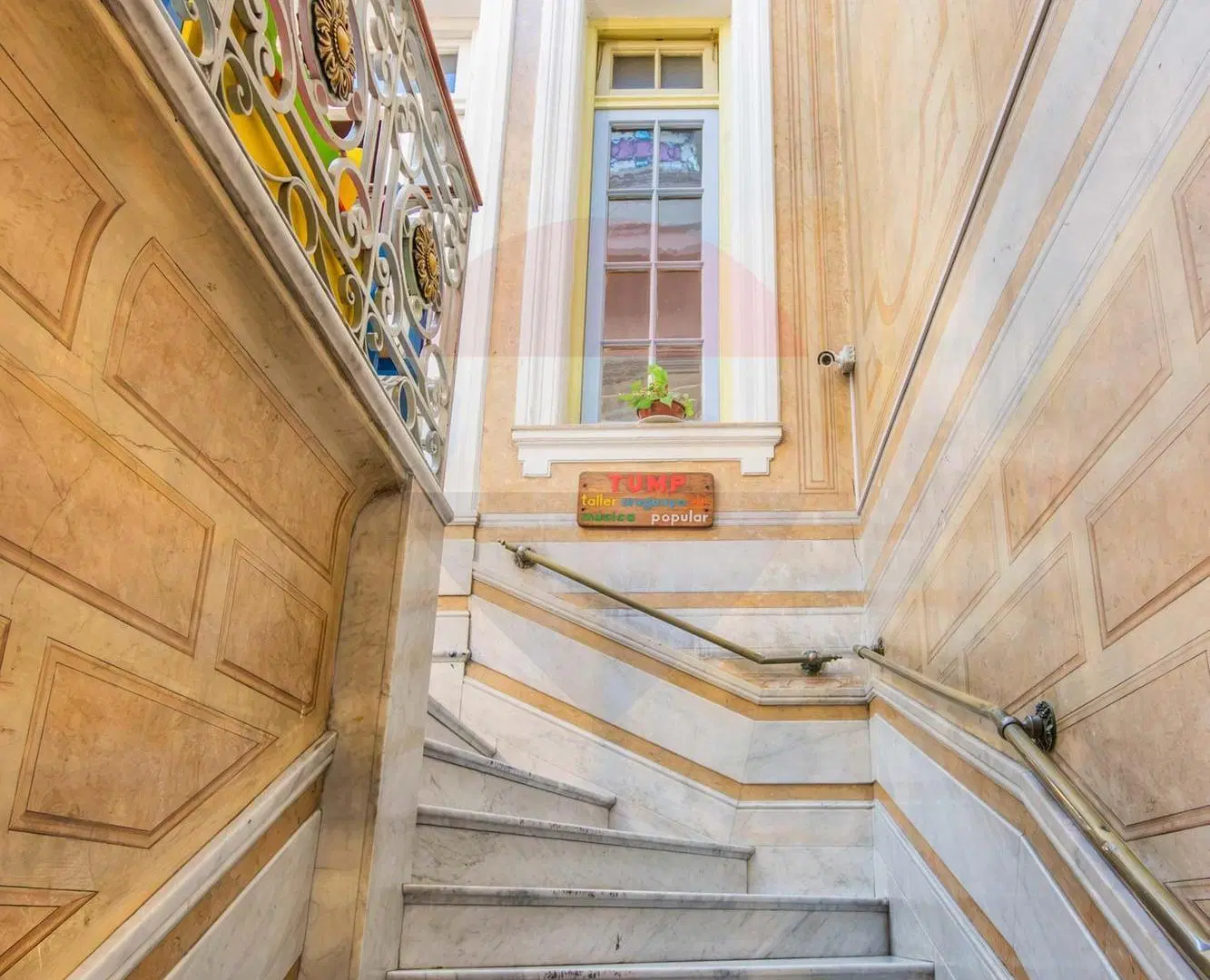 VENTA DE GRAN VIVIENDA EN CENTRO 1