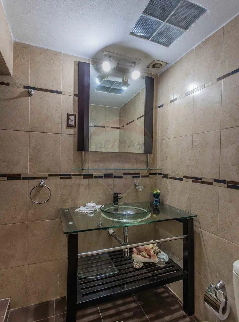 Venta casa 4 dormitorios 3 baños Tres Cruces 5