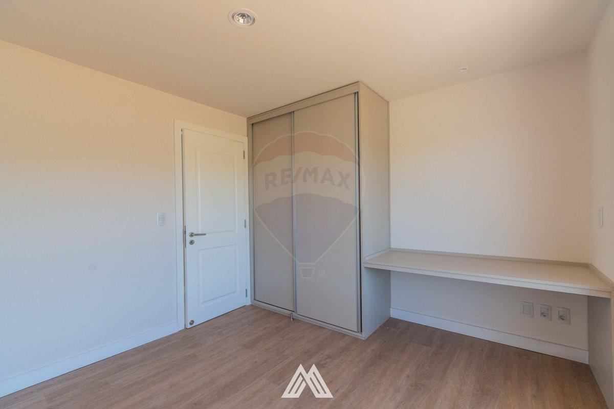 Foto de Venta Casa Altos de la Tahona 3 dor+serv piscina, imagen 4