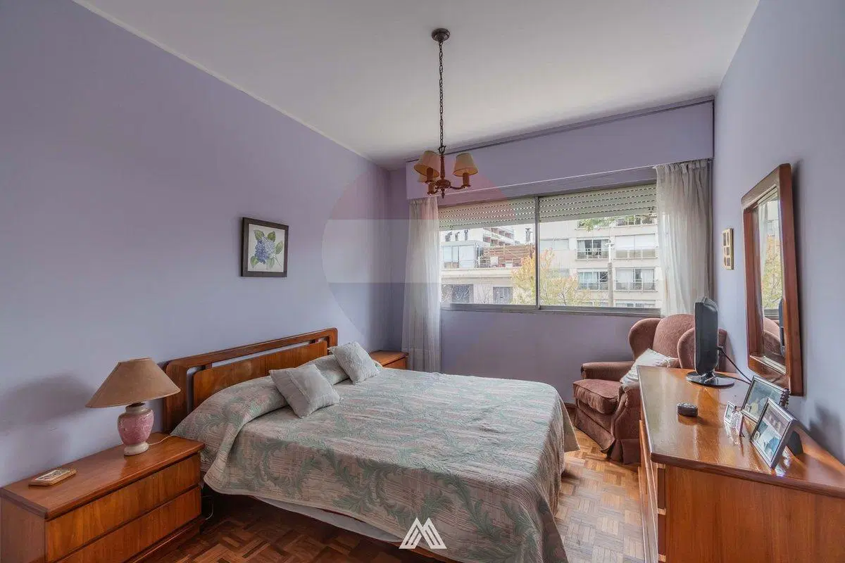 VENTA APTO 3 DORM+SERVICIO, GARAJE PISCINA POCITOS 2