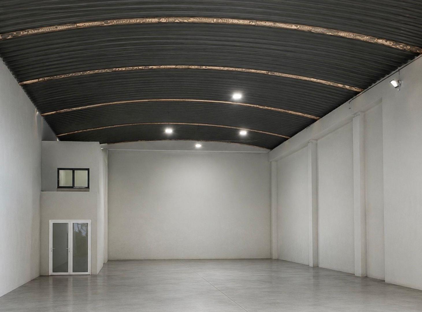 Foto de VENTA DEPOSITO PADRON UNICO LA COMERCIAL, imagen 1