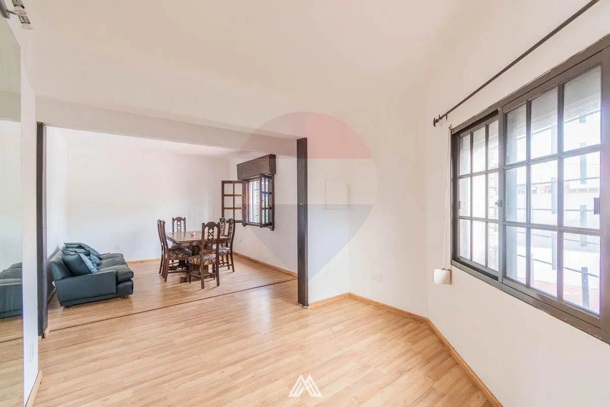 VENTA CASA 3 DORMITORIOS Y COCHERA EN BUCEO 2