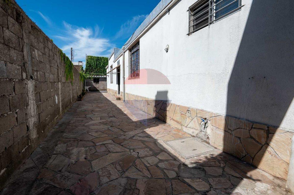 Foto de VENTA CASA LA BLANQUEADA 3 DORM 2 BAÑOS PARRILLERO, imagen 4