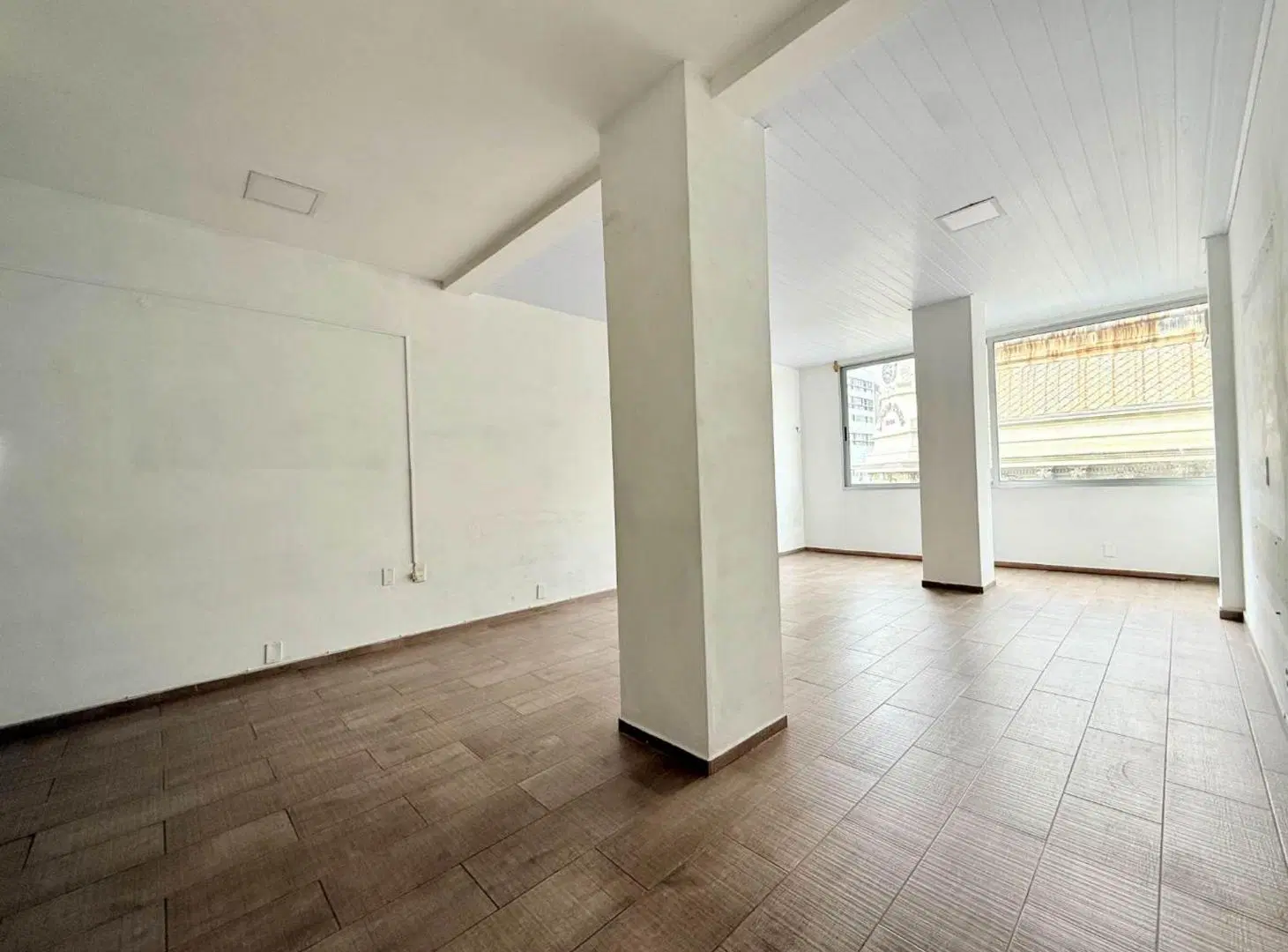 Venta monoambiente u oficina Centro 5