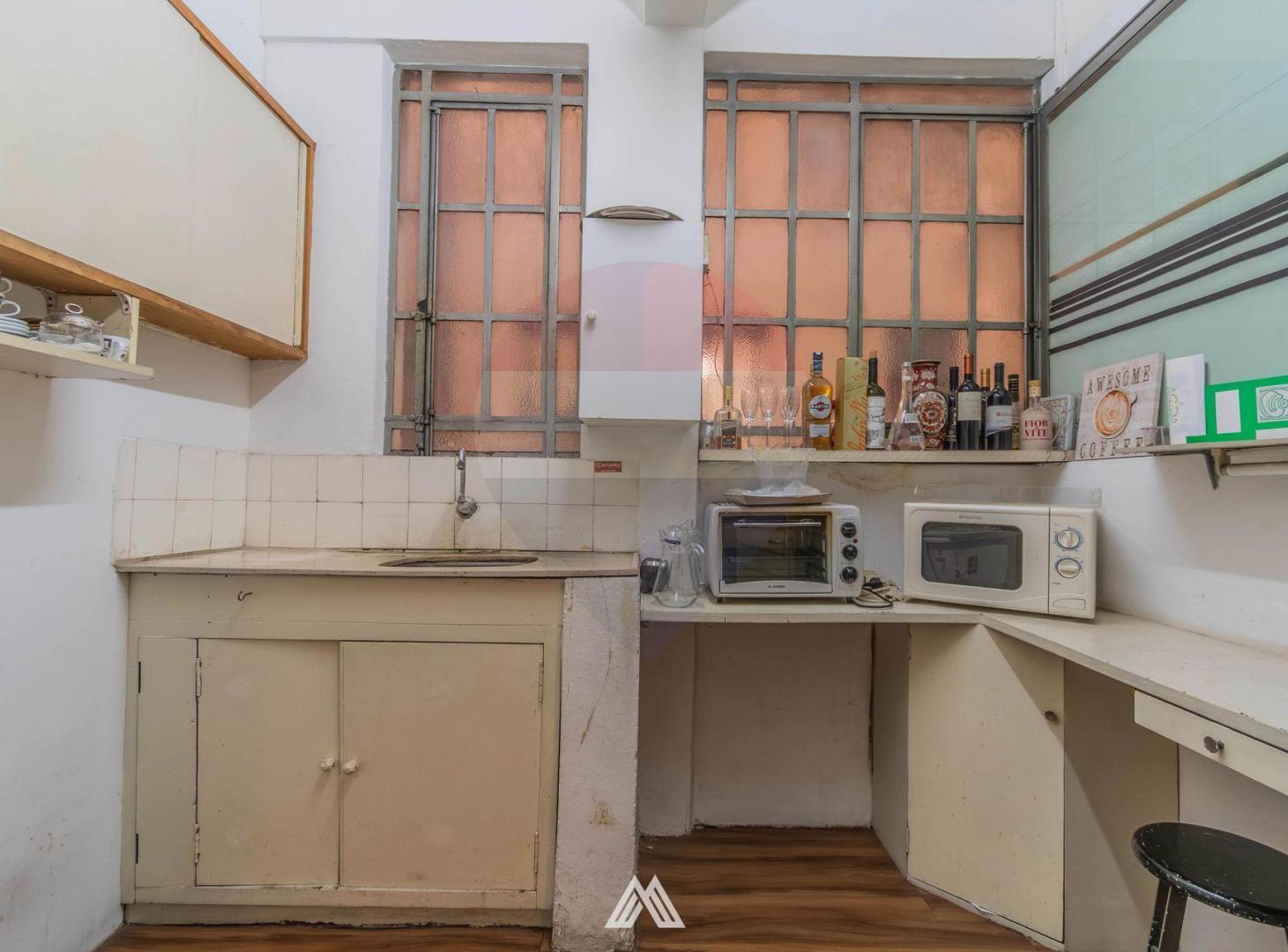 Foto de VENTA OFICINA DE 9 AMBIENTES EN CORDÓN, imagen 5