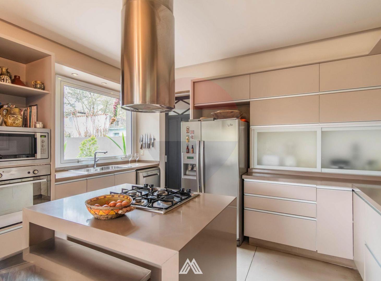 Foto de VENTA CASA PARQUE MIRAMAR 3 DORM ESTUDIO PISCINA, imagen 2