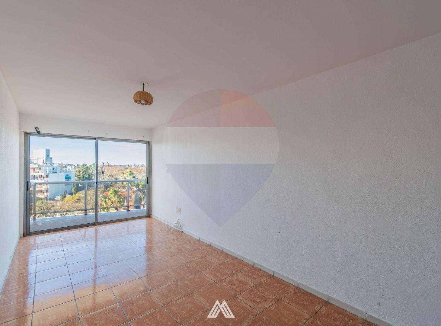 Foto de Venta apto. 2 dorm. 2 baños Prado gge calef. renta, imagen 1