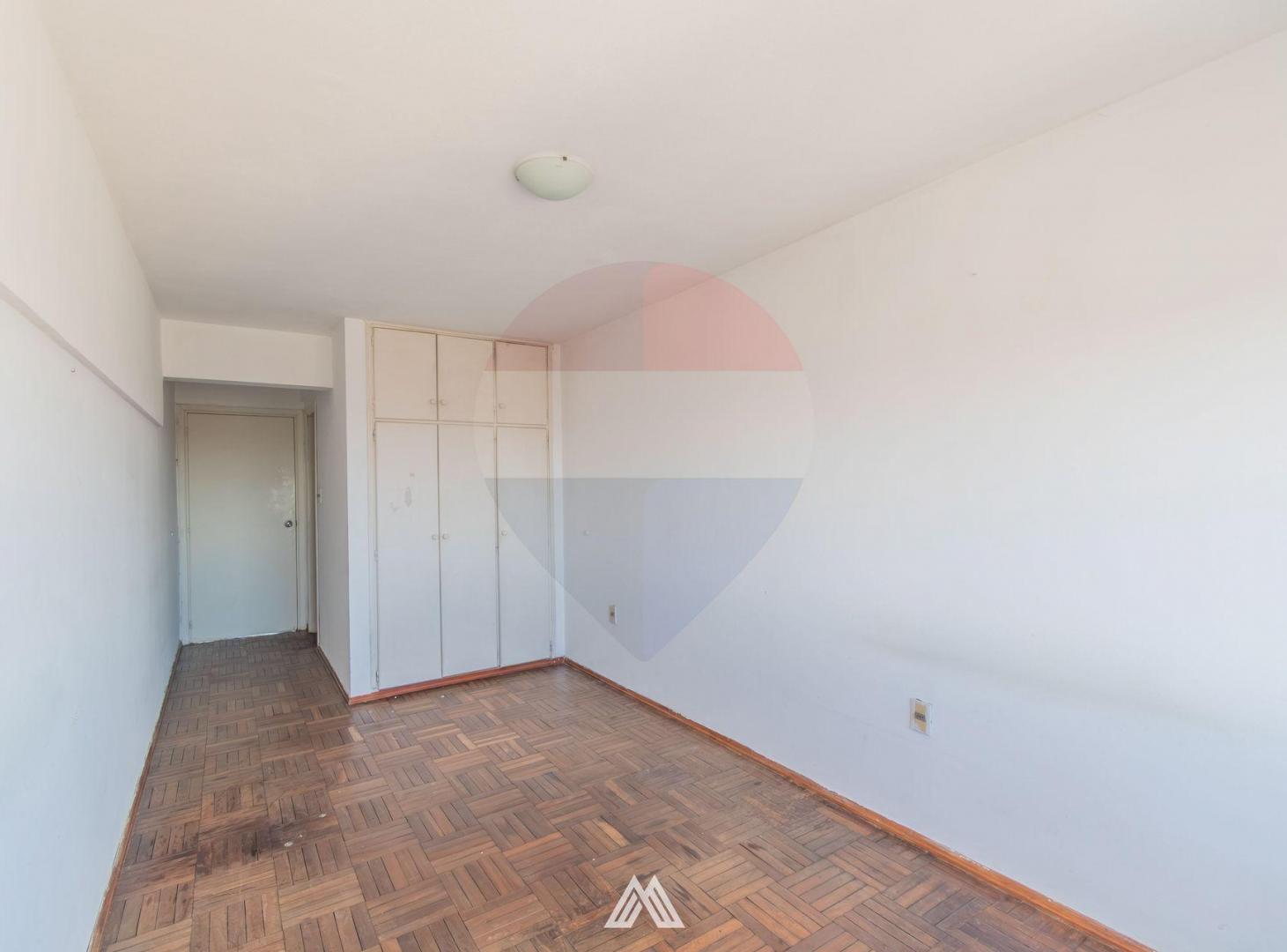 Foto de Venta apto. 2 dorm. 2 baños Prado gge calef. renta, imagen 3