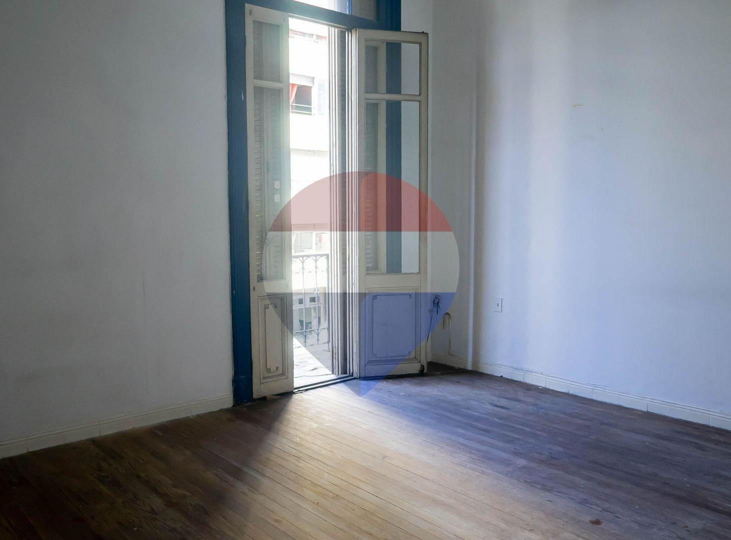 Foto de VENTA AMPLIO APTO 5 DORMITORIOS EN CENTRO, imagen 4