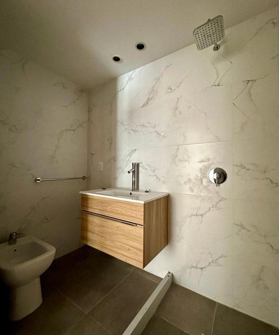Foto de Venta Monoambiente con balcón Punta Carretas, imagen 2