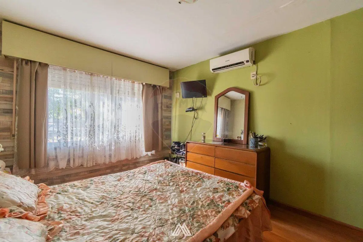 Venta de casa con 3 dormitorios en Pando centro 1