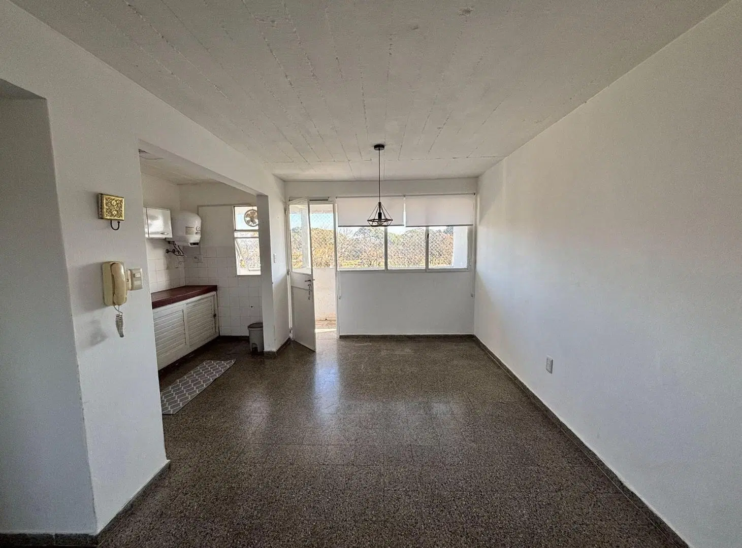 Venta de apartamento 2 dormitorios en Pando 4