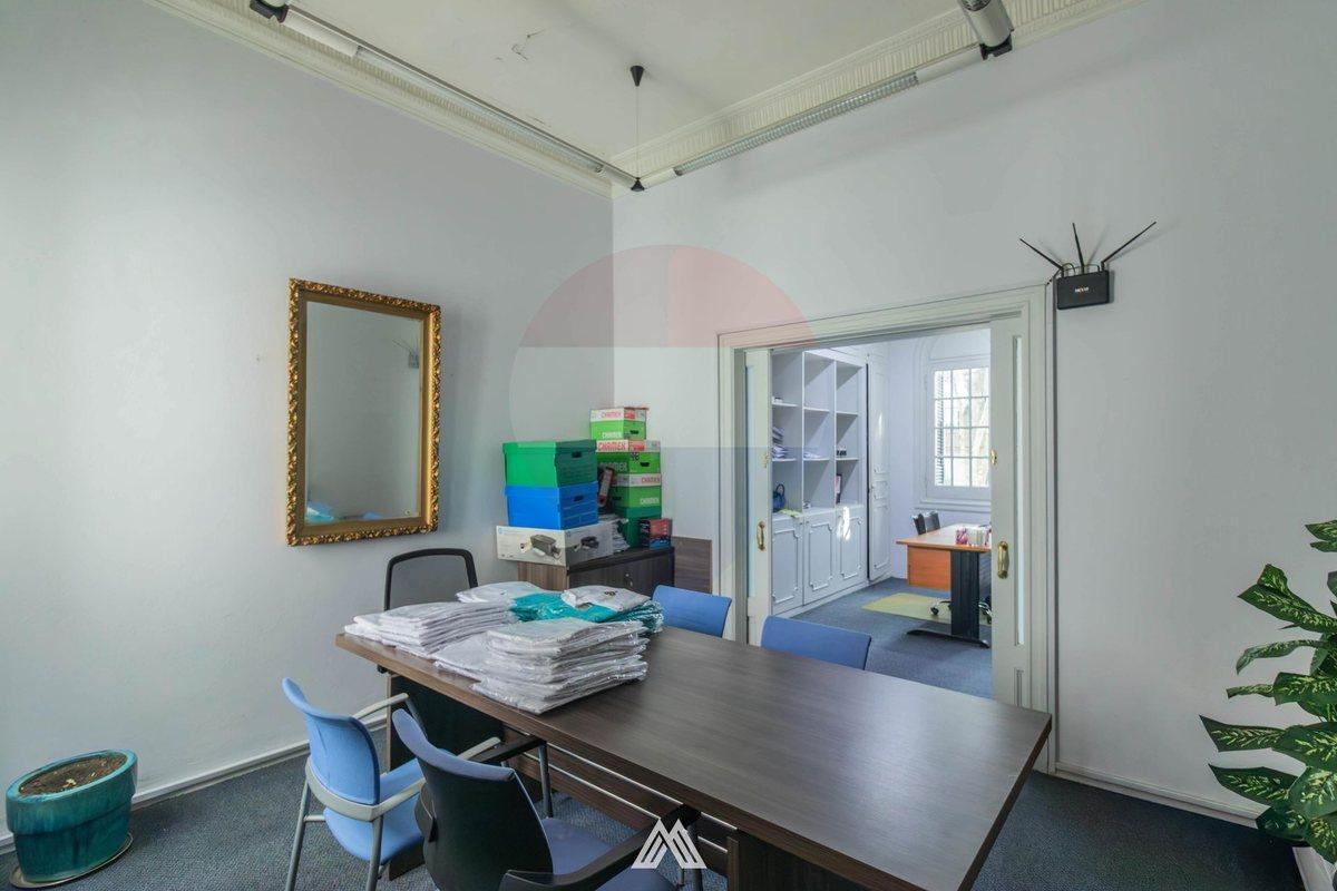 Foto de Venta Casa Tríplex Padrón Único Ascensor Palermo, imagen 4