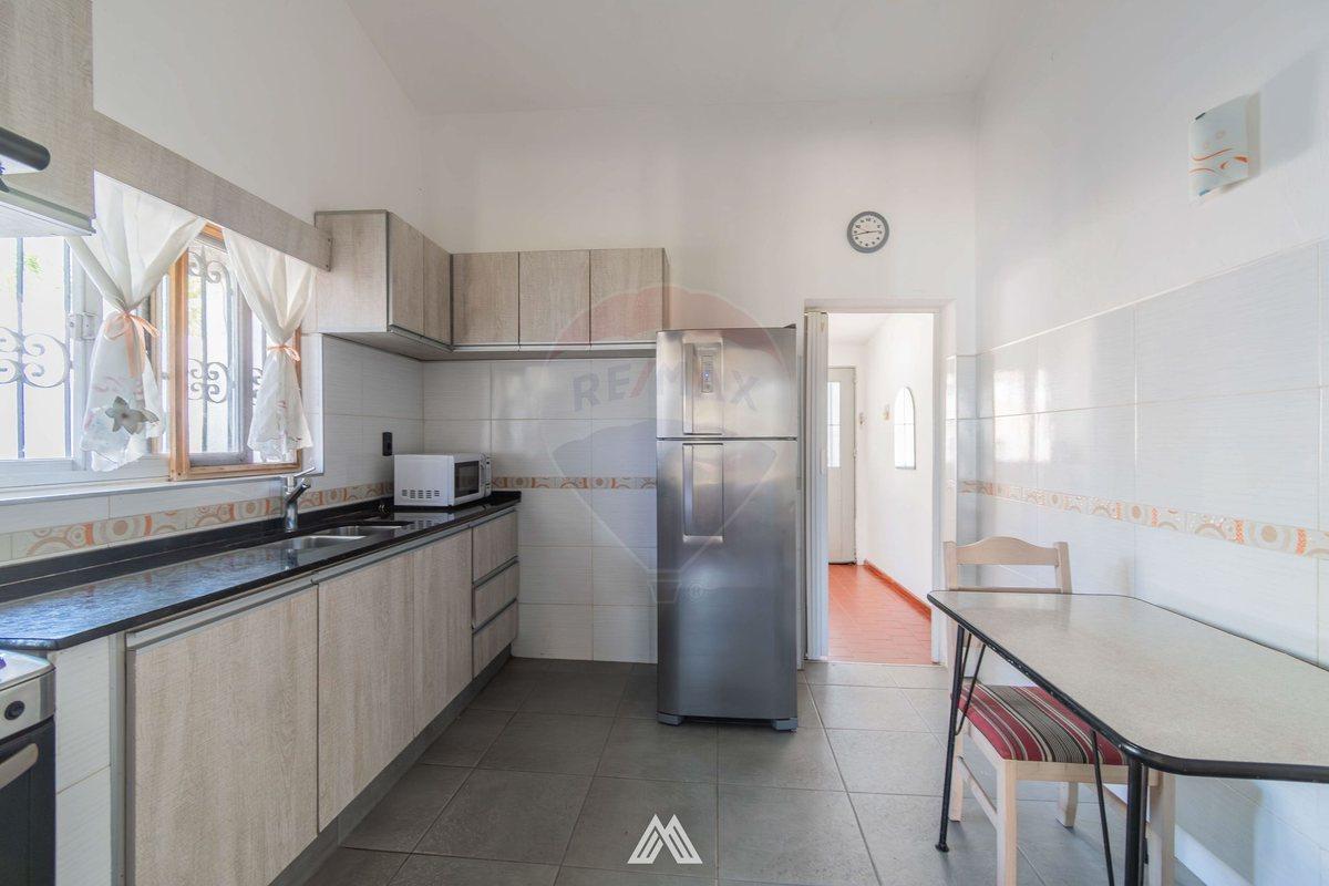 Foto de VENTA Casa 3 dorm. + Apto. con fondo en Maroñas, imagen 3
