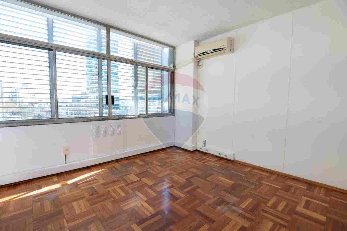 Foto de VENTA AMPLIA OFICINA EN CORDON CON BUENA RENTA, imagen 3