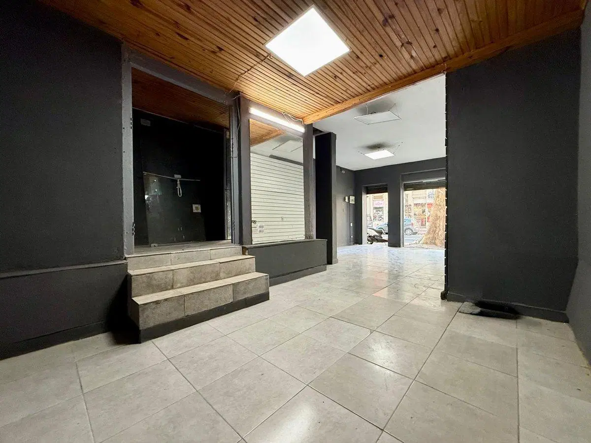 Venta local comercial Goes con renta 1