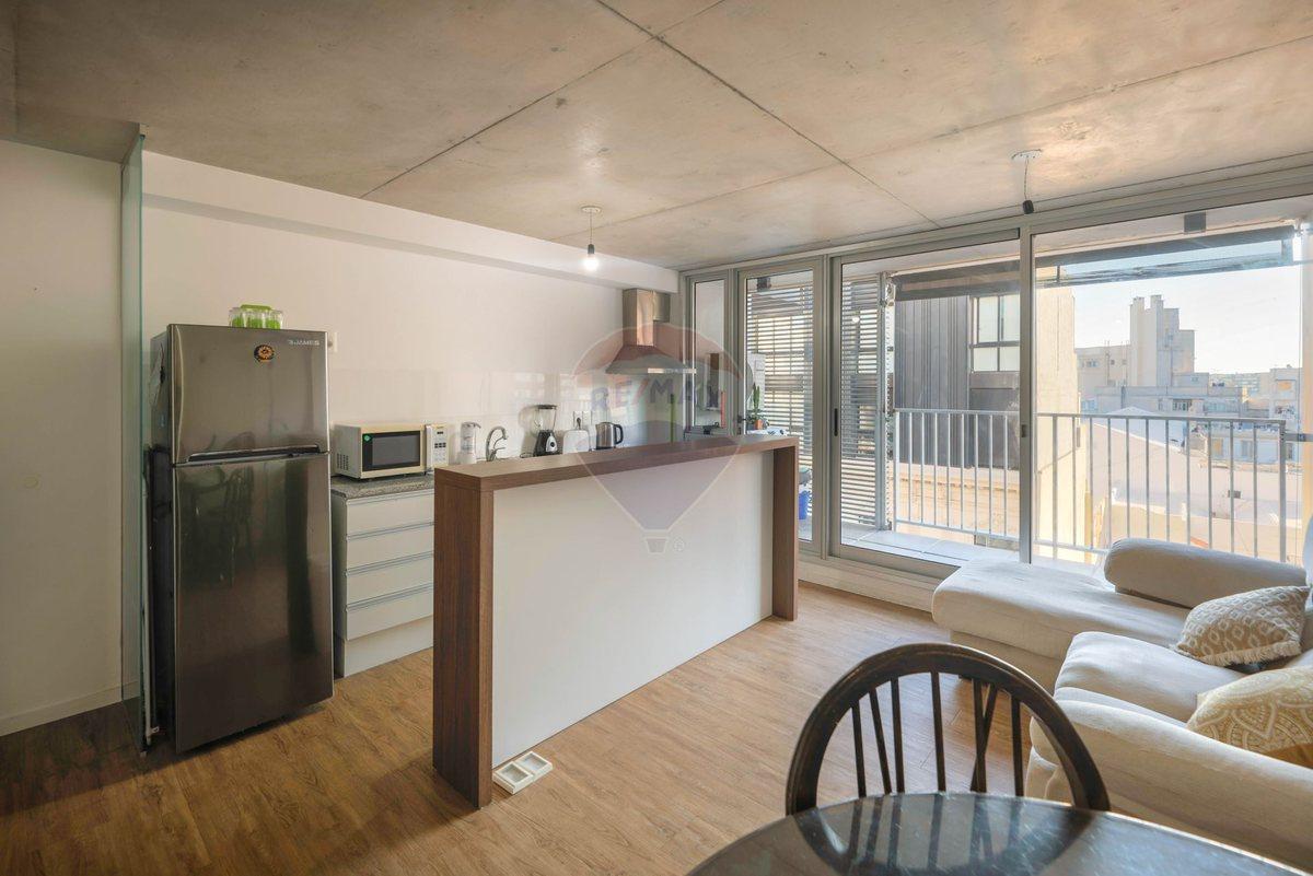 Foto de VENTA APARTAMENTO 2 DORMITORIOS BARRIO SUR RENTADO, imagen 2