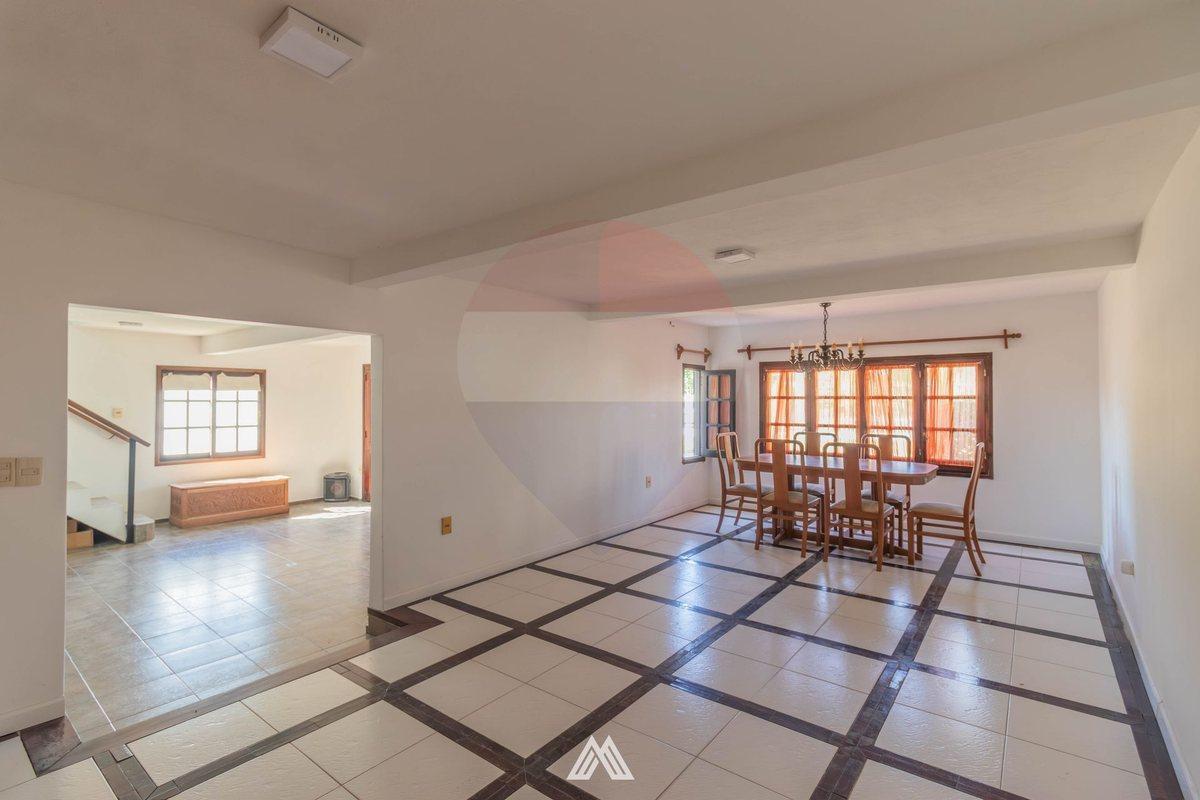 Foto de Casa 4 dorm y Servicio VENTA El Pinar Espaciosa, imagen 3