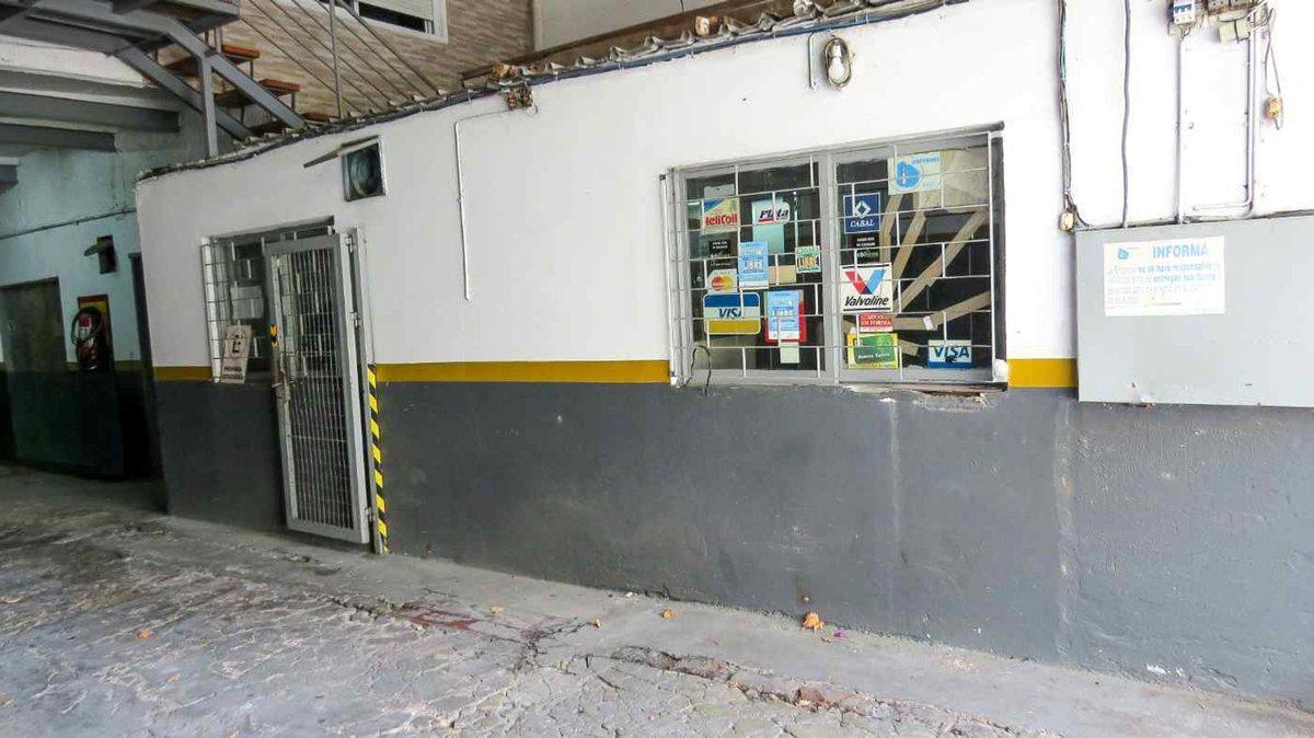 Foto de Alquiler depósito en La Blanqueada sobre avenida, imagen 1