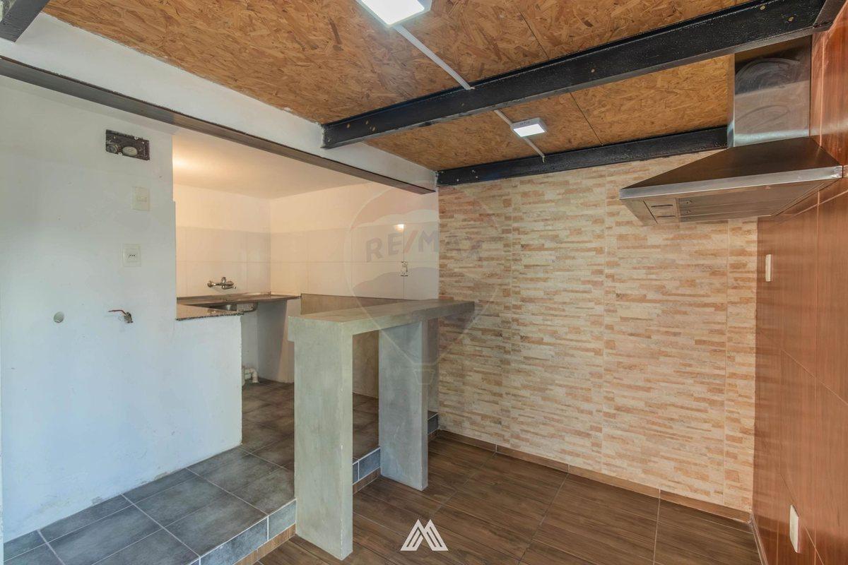 Foto de VENTA APTO CON RENTA, 2 DORM Y ESTUDIO EN CENTRO, imagen 5