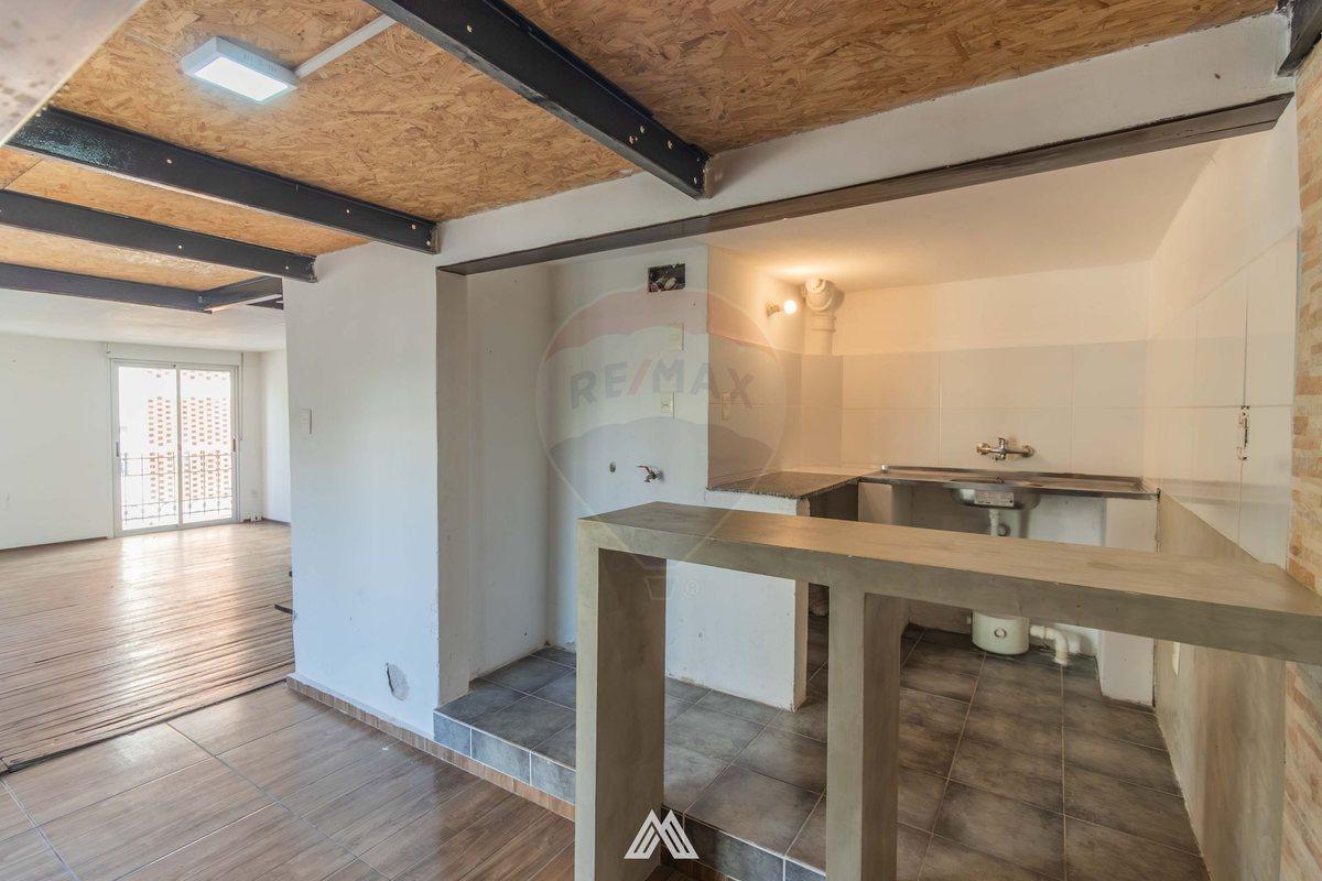 Foto de VENTA APTO CON RENTA, 2 DORM Y ESTUDIO EN CENTRO, imagen 4