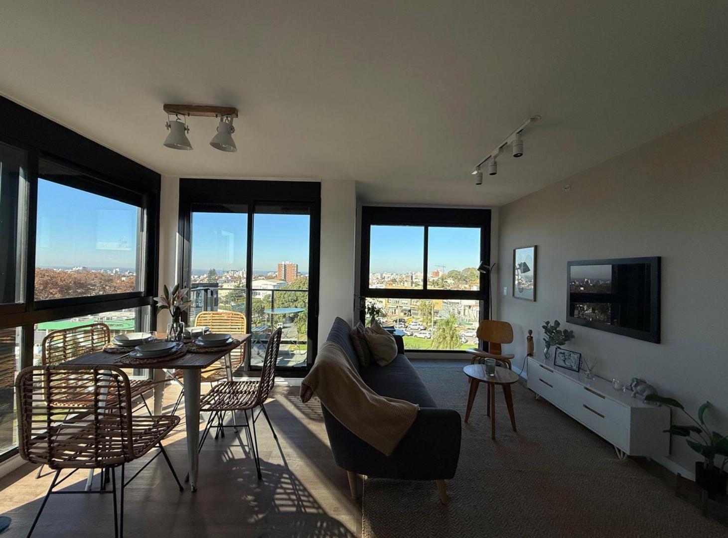 Foto de VENTA APTO 3 DORMITORIOS EN MALVIN A ESTRENAR, imagen 2