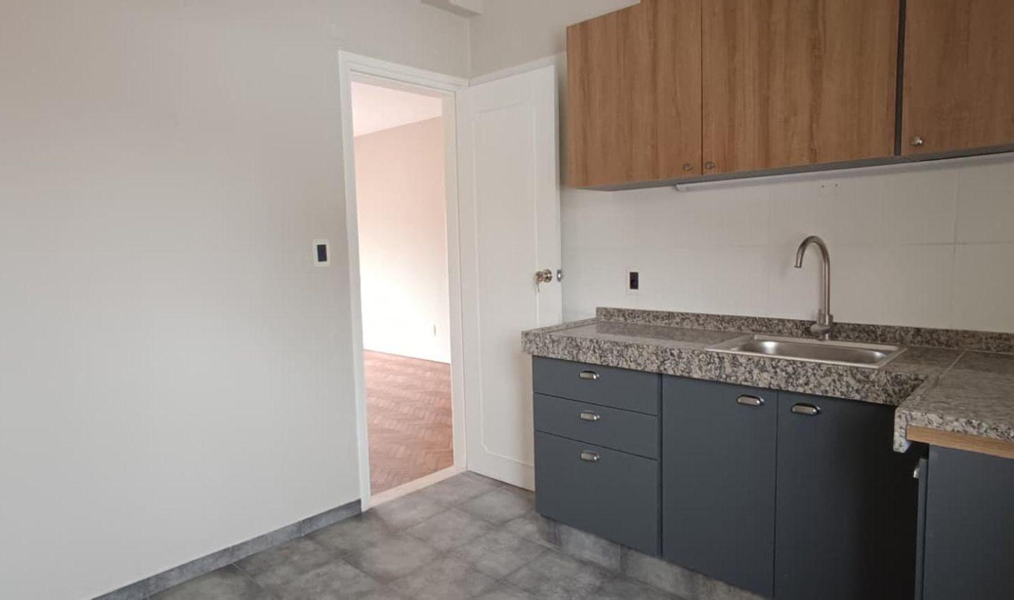 Foto de VENTA APTO 2 DORMITORIOS CON RENTA PASO MOLINO, imagen 2