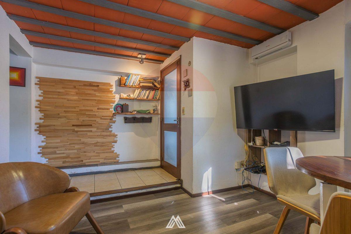 Foto de Venta casa 2 dormitorios terraza Tres Cruces, imagen 3