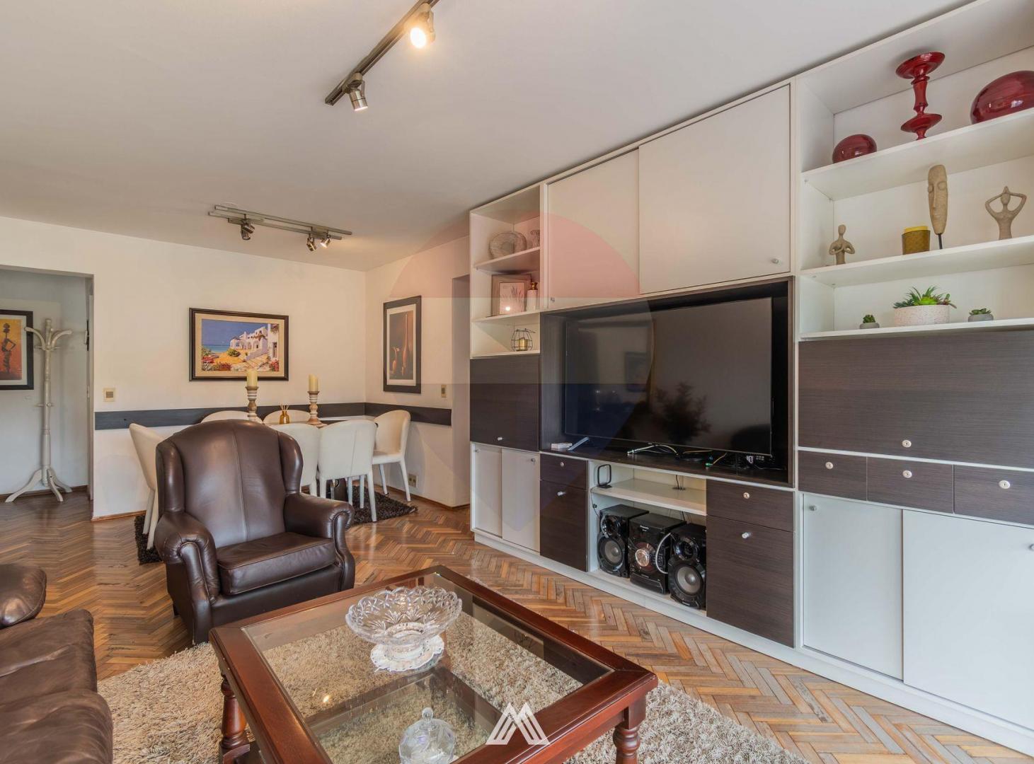 Foto de VENTA apto 3 DORM+SERVICIO y garage- Pta. Carretas, imagen 1