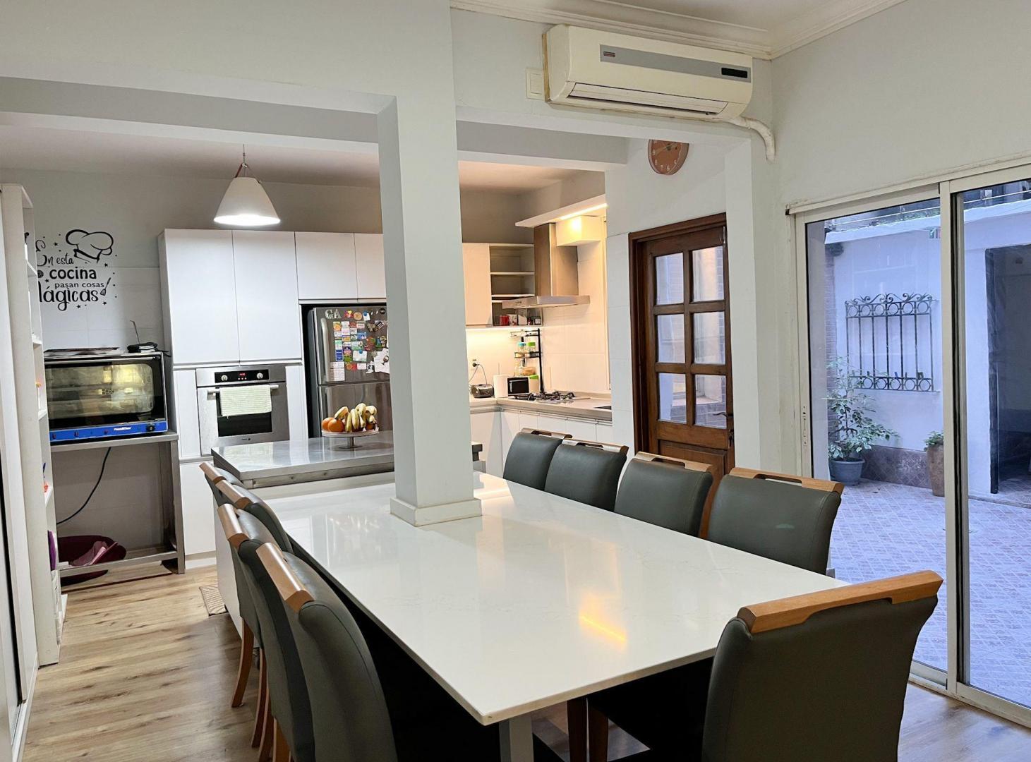 Foto de Venta Casa 2 dormitorios Garaje Parrillero Cordón, imagen 2