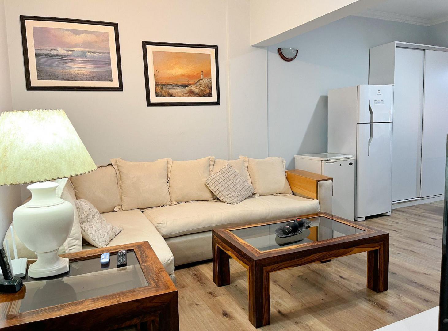 Foto de Venta Casa 2 dormitorios Garaje Parrillero Cordón, imagen 3