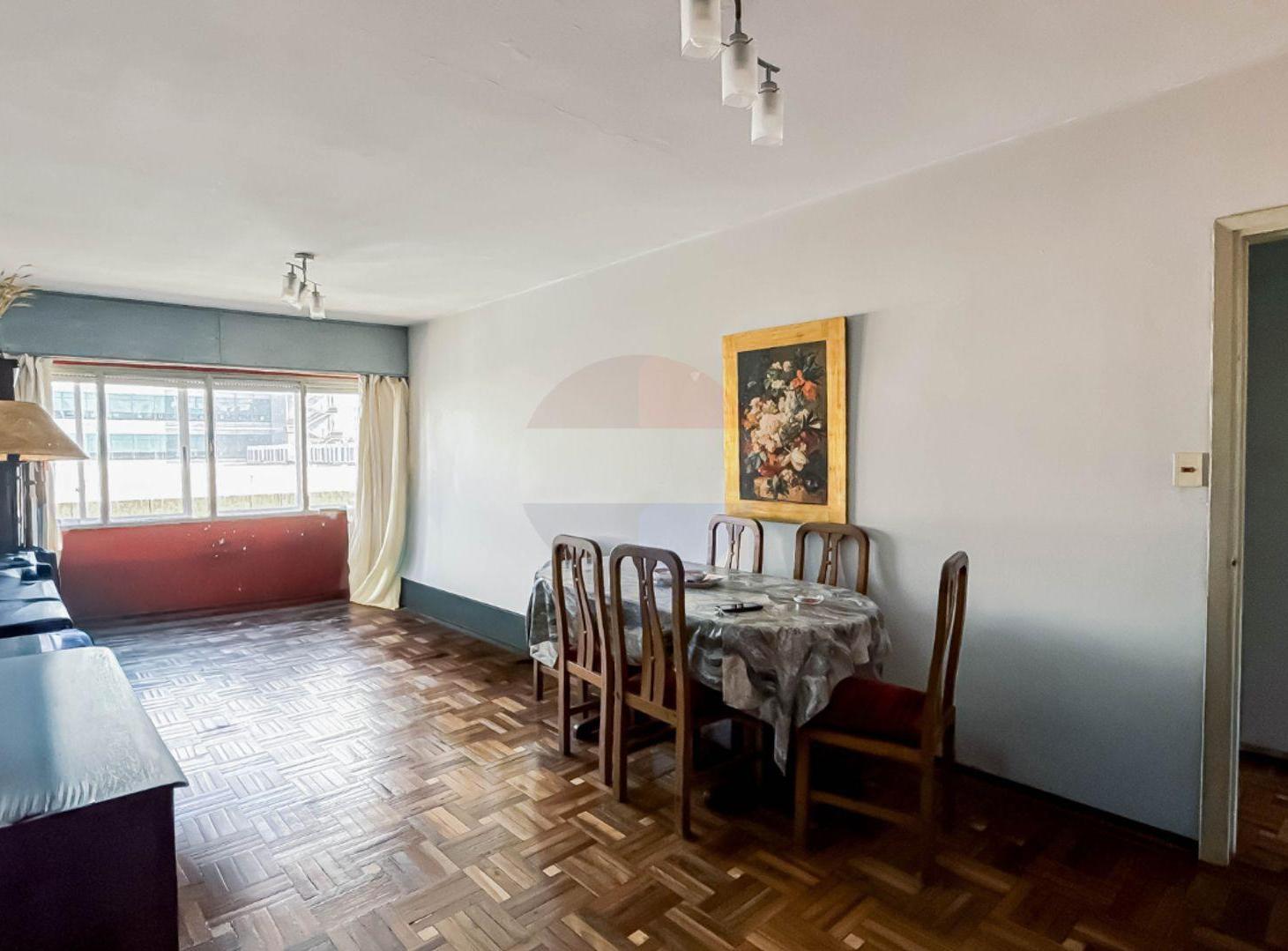 Foto de VENTA APTO CORDON 2 DORM Y COCHERA, imagen 1