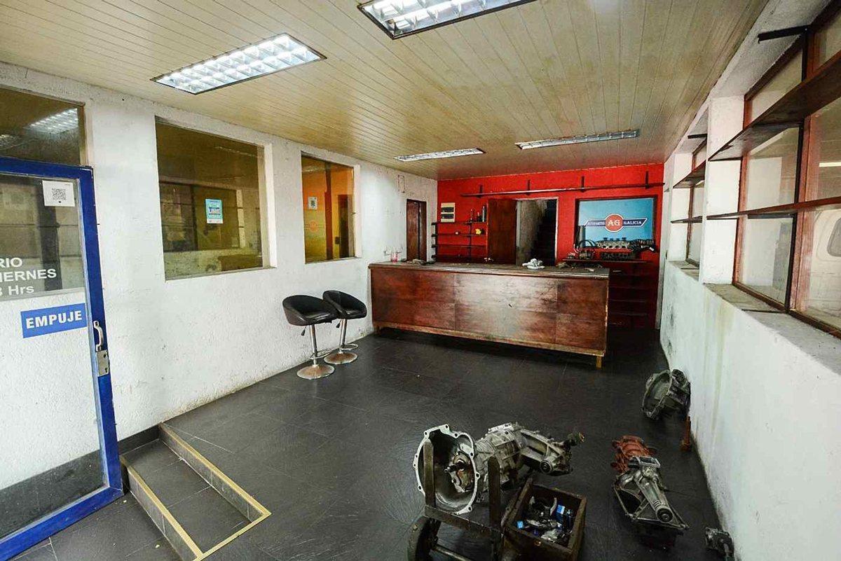 Foto de Venta depósito y local comercial en Cordón, imagen 1