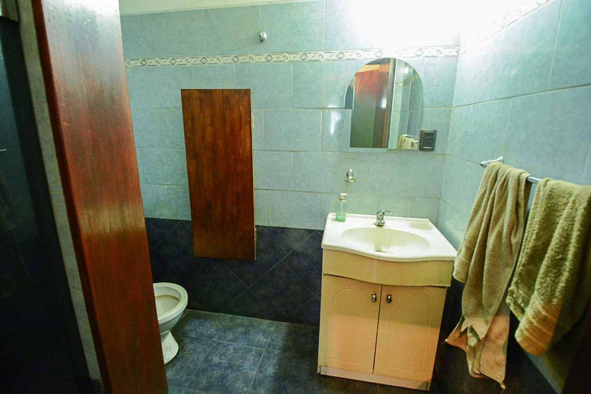 Foto de Venta depósito y local comercial en Cordón, imagen 3