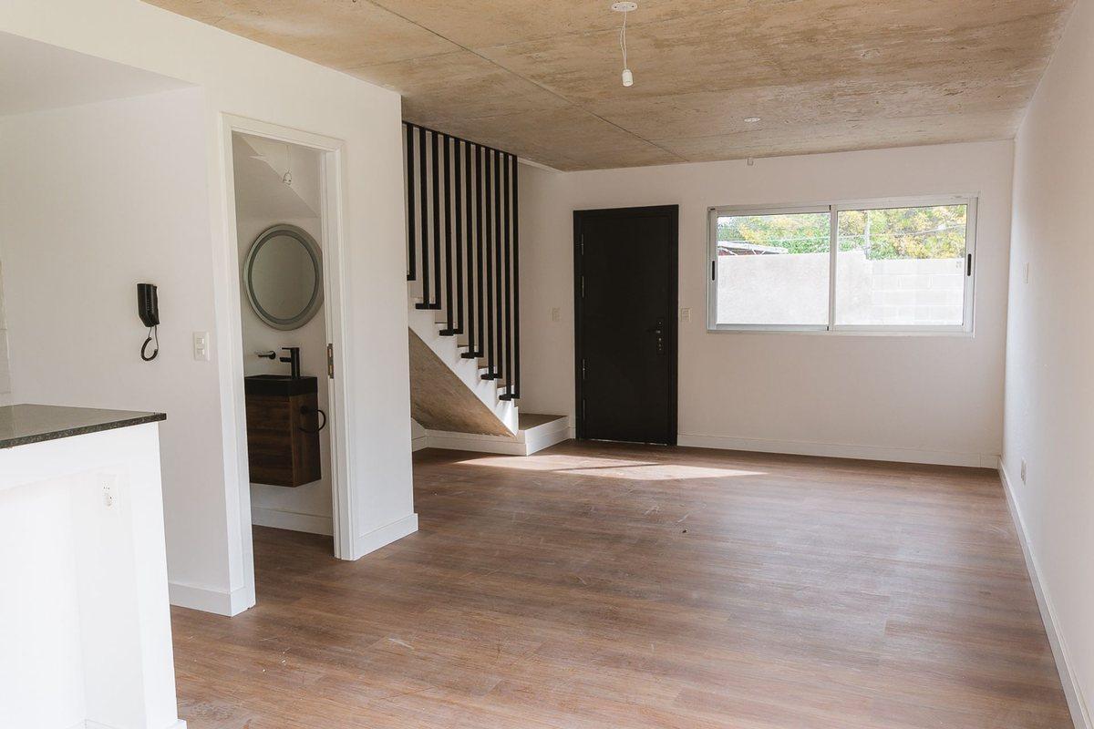 Foto de Venta casa 2 dormitorios parrillero Solymar, imagen 2