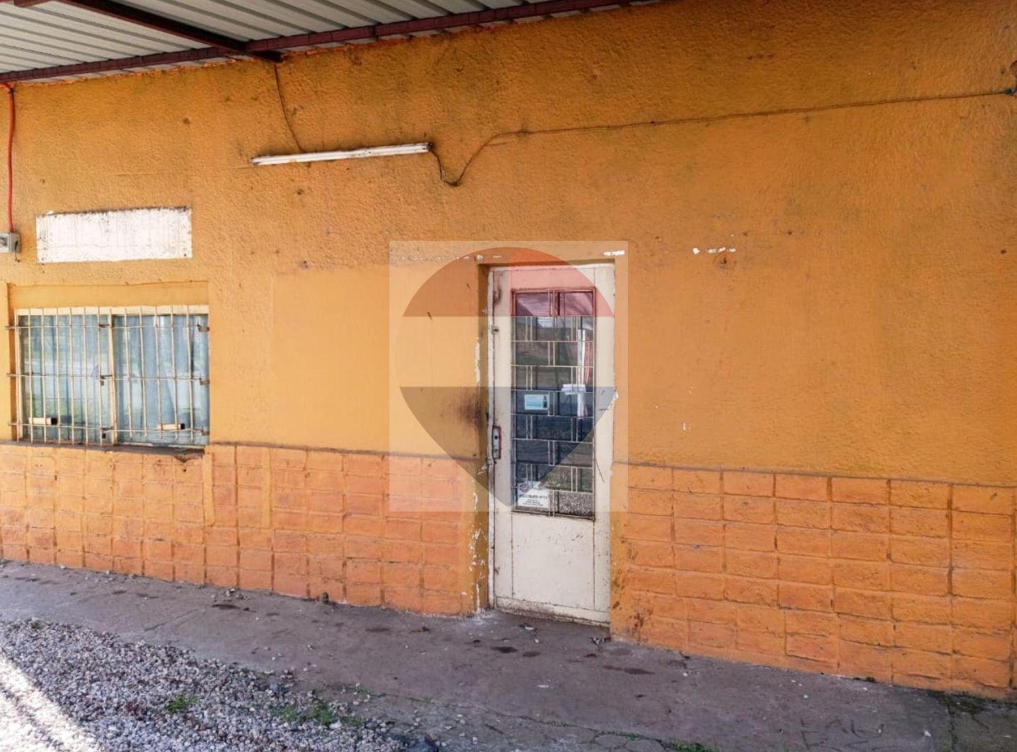 Foto de VENTA DE LOCAL COMERCIAL EN PANDO, imagen 1